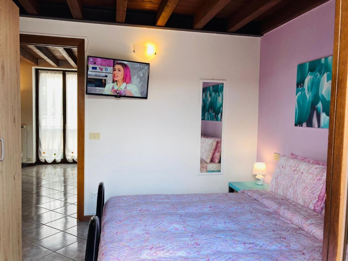 Palm Beach - Your Private And Complete Apartment In Дезенцано-дель-Гарда Экстерьер фото